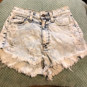 Light wash High waisted shorts size small